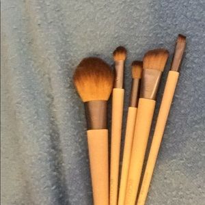 brushes